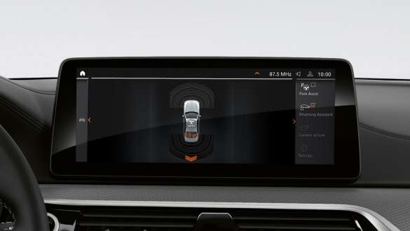 G30 BMW 5系列自動倒車輔助系統 G30 BMW 5系列嶄新風貌,自動倒車輔助系統,內裝,駕駛艙