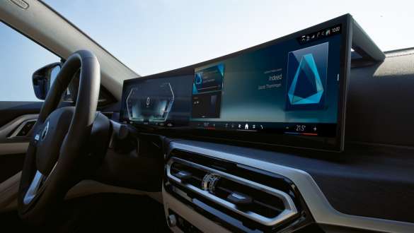 G26 BMW i4純電四門跑車的BMW一體式曲面螢幕 G26 BMW i4純電四門跑車的BMW一體式曲面螢幕