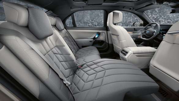 G70 BMW i7純電旗艦房車的總裁級座椅 G70 BMW i7純電旗艦房車的總裁級座椅