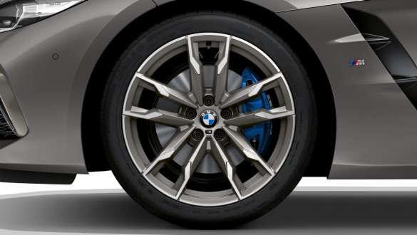 G29 BMW Z4 M40i敞篷跑車,M煞車套件 G29 BMW Z4 M40i敞篷跑車,BMW Individual Frozen grey銀粉漆,M煞車套件,輕合金輪圈,車側視角