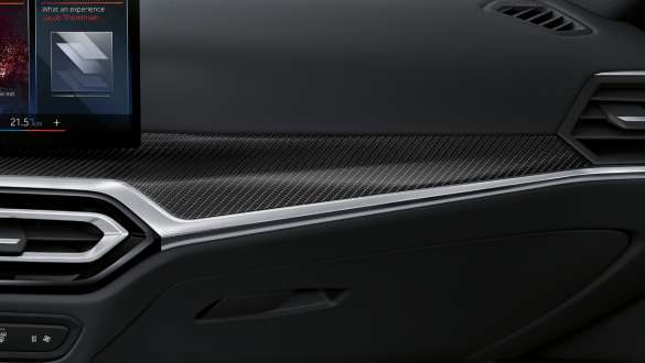 G26 BMW i4 M50的M款碳纖維內裝飾板 G26 BMW i4 M50駕駛艙的M款碳纖維內裝飾板