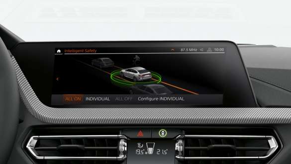 F44 BMW M235i xDrive Gran Coupé,BMW Personal CoPilot智慧駕駛輔助科技 F44 BMW M235i xDrive Gran Coupé,屬於安全性套件的駕駛輔助套件,內裝