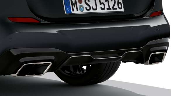 F44 BMW M235i xDrive Gran Coupé,M運動化排氣系統 F44 BMW M235i xDrive Gran Coupé,M專屬排氣系統,Black Sapphire銀粉漆,車尾視角