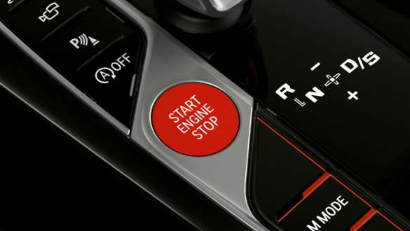 F97 BMW X3 M性能車款LCI,紅色Start/Stop按鈕 F97 BMW X3 M性能車款LCI,紅色Start/Stop按鈕