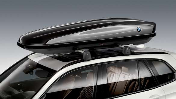 G05 BMW X5的BMW 520黑色/Titanium Silver色車頂置物箱 G05 BMW X5的外觀BMW 520黑色/Titanium Silver色車頂置物箱