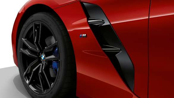 G29 BMW Z4敞篷跑車,Air Breather車側導流造型飾板 G29 BMW Z4敞篷跑車的Air Breather車側導流造型飾板及前輪