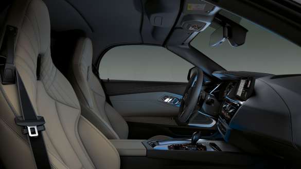 G29 BMW Z4敞篷跑車的駕駛座艙 G29 BMW Z4敞篷跑車駕駛座艙內的環艙氣氛燈