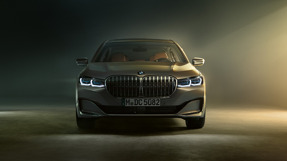 旗艦房車BMW 7系列的車頭 旗艦房車BMW 7系列的車頭