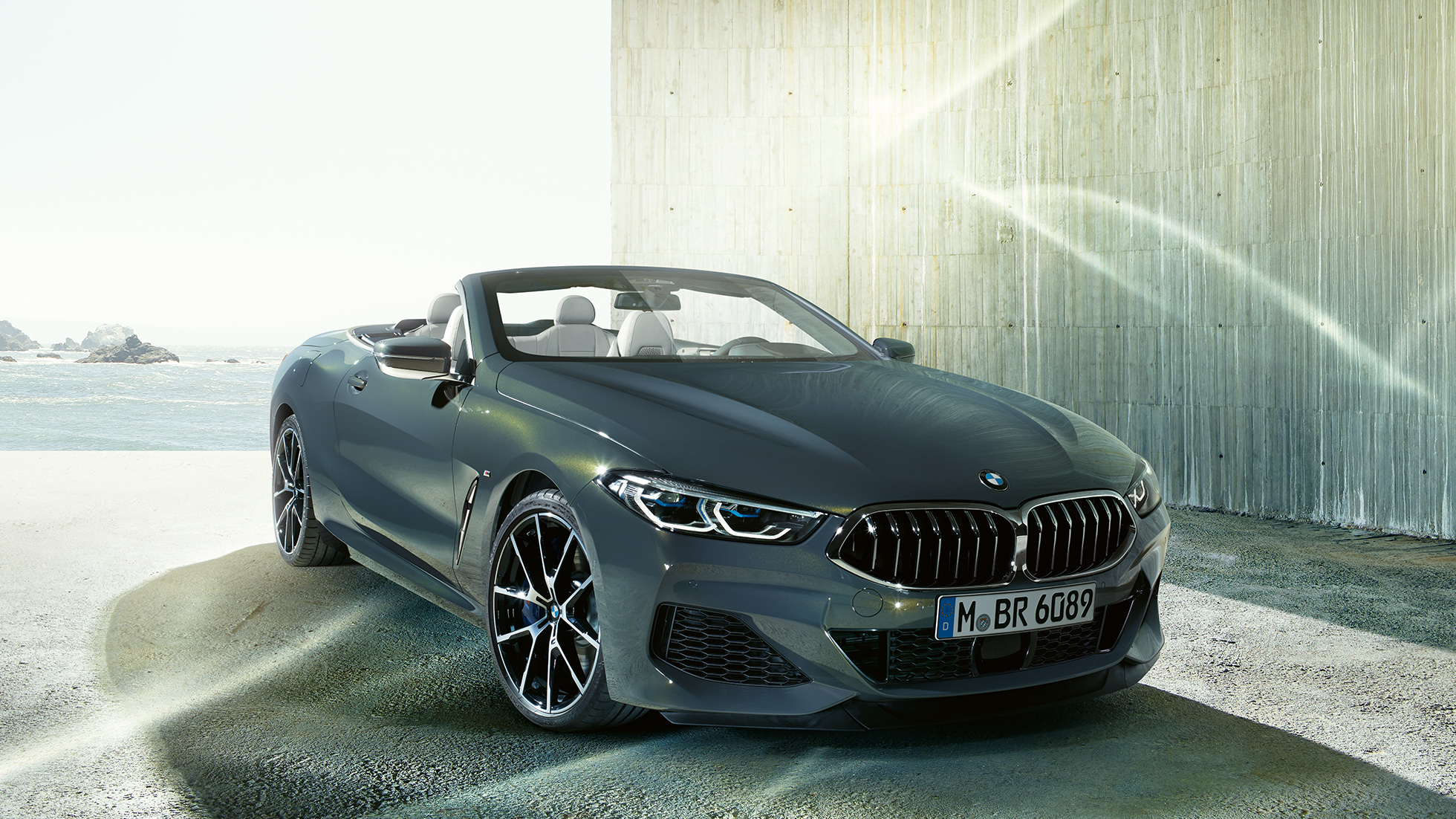 BMW M850i xDrive BMW M850i xDrive