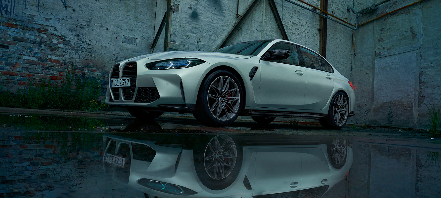 BMW M3 Competition M xDrive,四分之三車頭視角 G80 BMW M3 Competition M xDrive,Frozen Brilliant White metallic,四分之三車頭視角