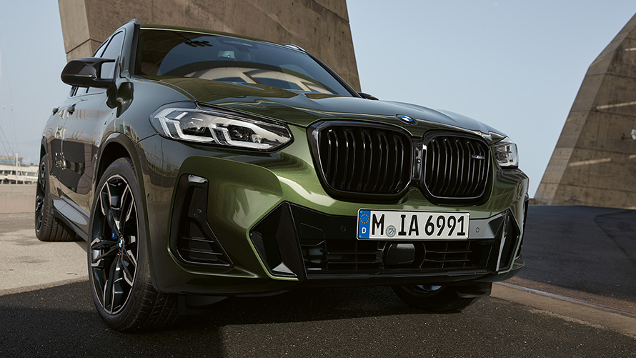 G01 BMW X3 M40i LCI嶄新風貌，Malachite Green銀粉漆，靜止，車頭視角