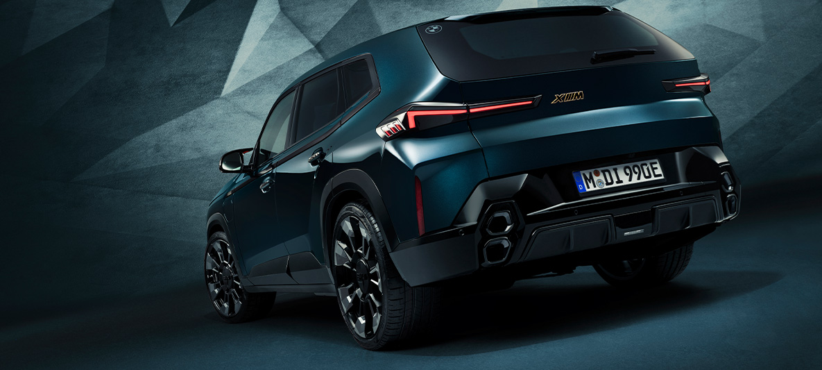 G09 BMW XM,BMW Individual Petrol Mica metallic G09 BMW XM,BMW Individual Petrol Mica metallic,2/3車側視角