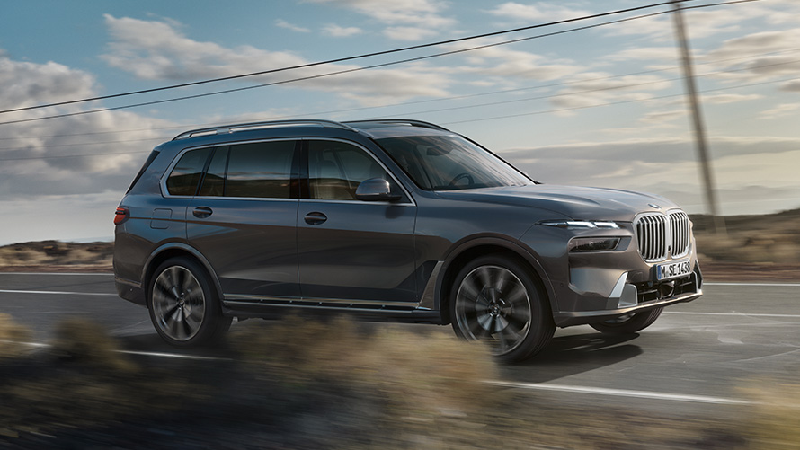 第一代G07 BMW X7,靜止,四分之三車頭視角 BMW X系列,第一代G07 BMW X7,靜止,四分之三車頭視角