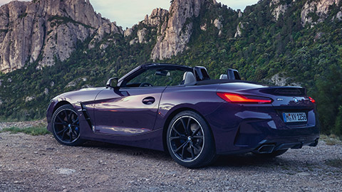 G29 BMW Z4,行駛中,車側視角 G29 BMW Z4,行駛中,車側視角
