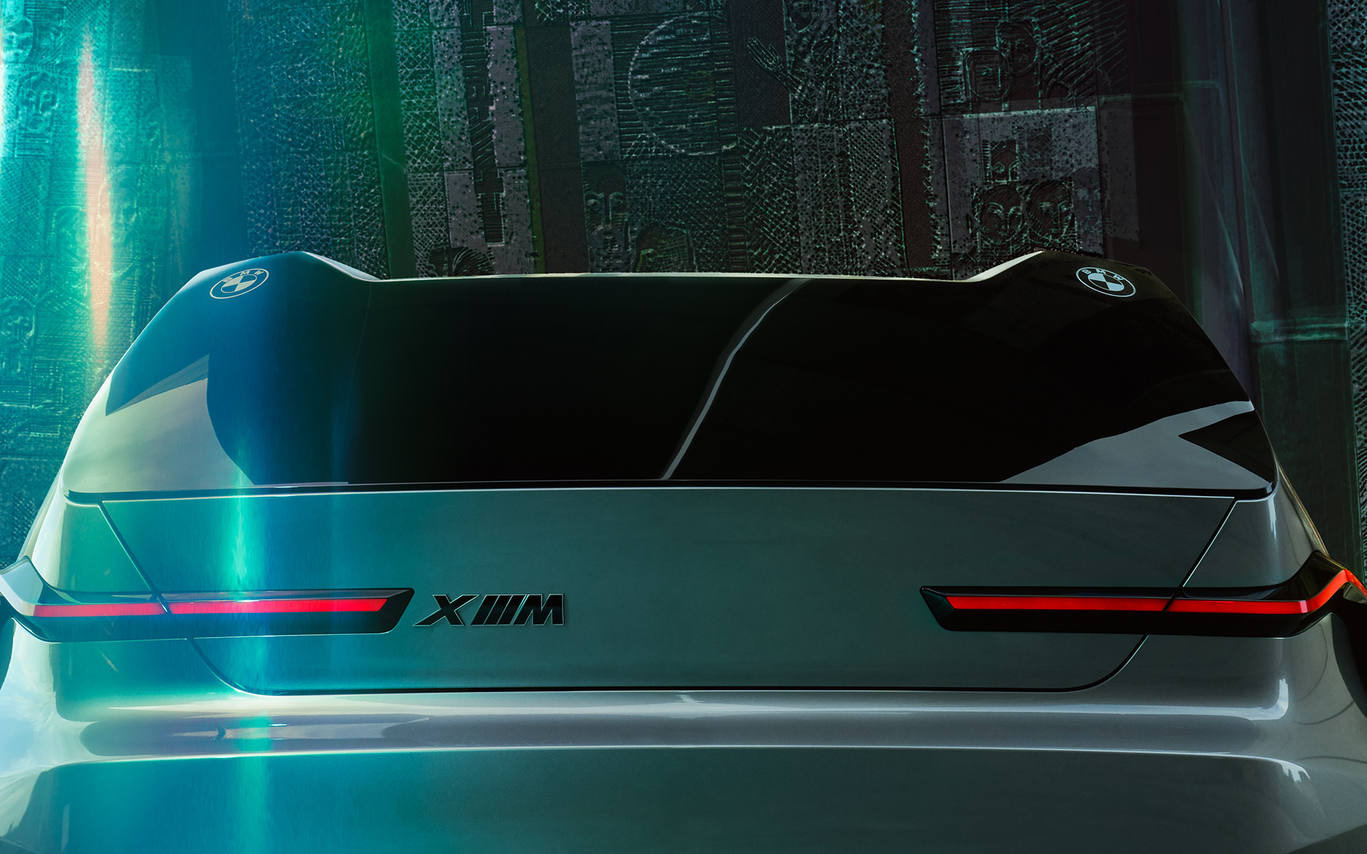 G09 BMW Concept XM,靜止,車尾視角,後擋玻璃特寫 G09 BMW Concept XM,靜止,車尾視角,後擋玻璃特寫