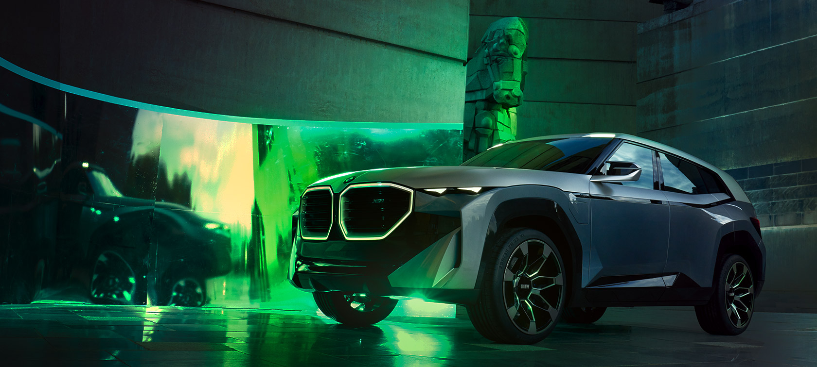 G09 BMW Concept XM Dreiviertel-Frontansicht stehend G09 BMW Concept XM Dreiviertel-Frontansicht stehend