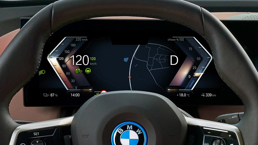 資訊顯示幕畫面,速限輔助功能 資訊顯示幕畫面,iDrive 8.0使用者介面,速限輔助功能