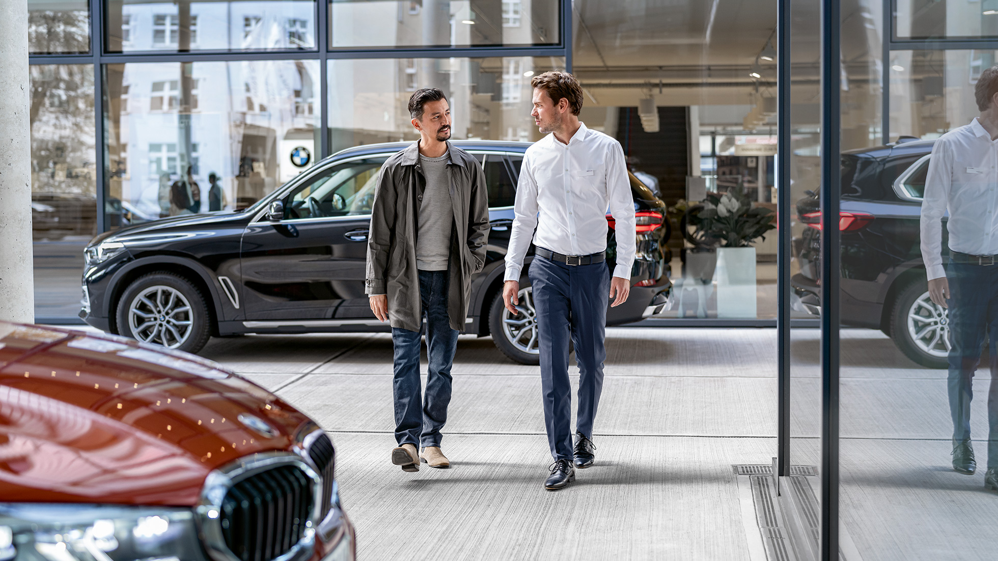 BMW售後服務 BMW售後服務提供的服務 位在BMW服務中心的BMW服務中心專業人員