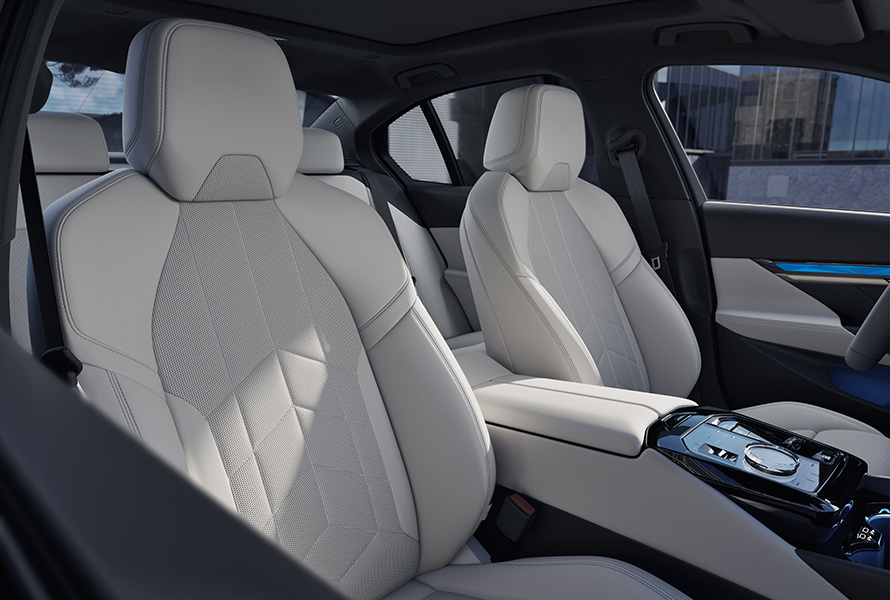 BMW 5系列，雙前座通風座椅