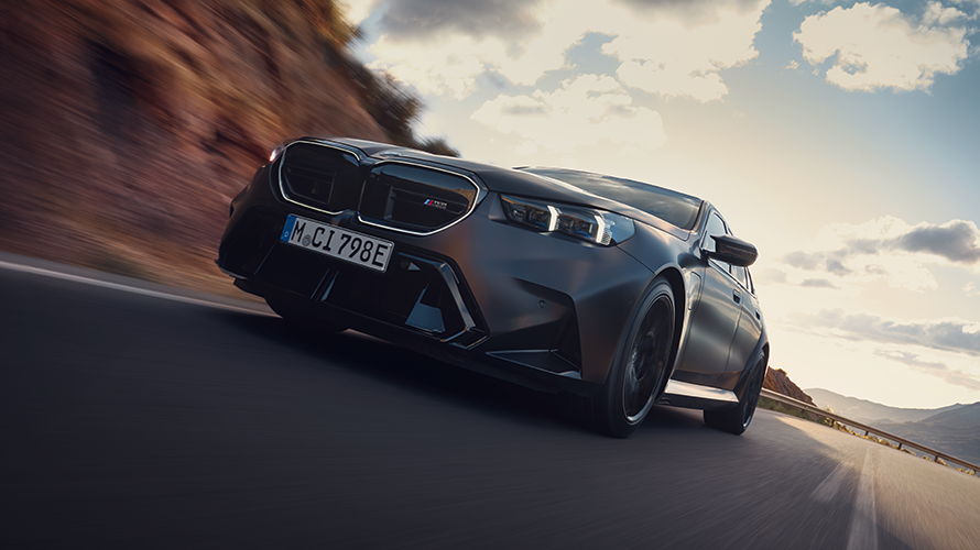 BMW M5性能房車