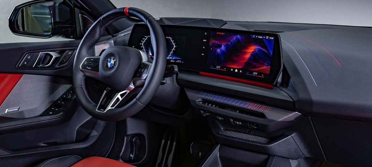 全新世代BMW 2系列Gran Coupé配備10.25吋虛擬數位儀錶與10.7吋中控觸控螢幕,搭載全新BMW Operating System 9,帶來直覺流暢的數位互動體驗 全新世代BMW 2系列Gran Coupé配備10.25吋虛擬數位儀錶與10.7吋中控觸控螢幕,搭載全新BMW Operating System 9,帶來直覺流暢的數位互動體驗