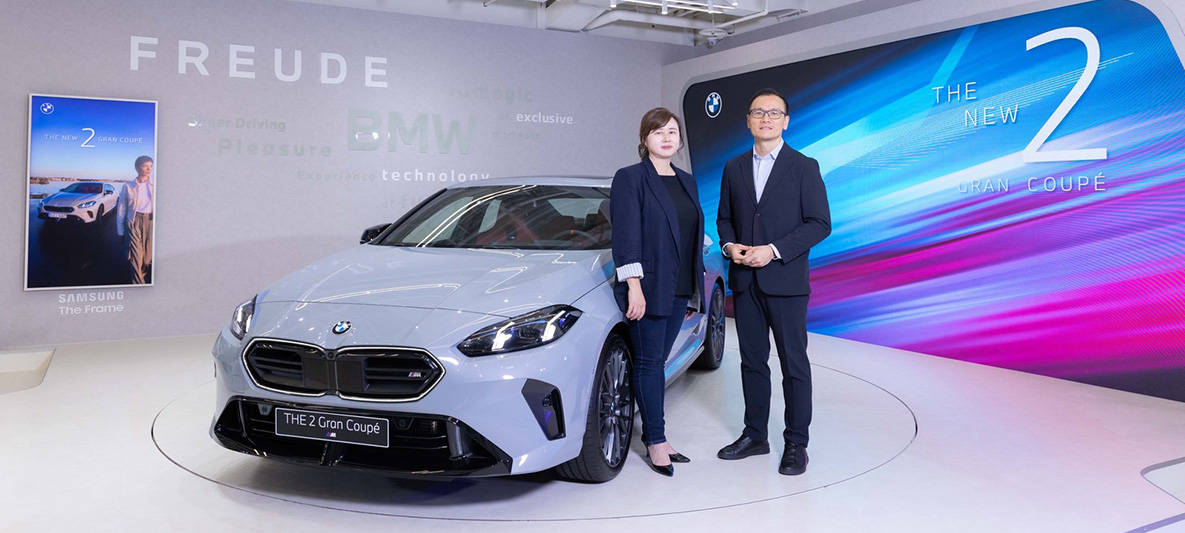 BMW集團台港澳執行董事Raymond(右)與BMW總代理汎德總經理Rebecca(左)一同蒞臨全新BMW 2系列Gran Coupé發表會 BMW集團台港澳執行董事Raymond(右)與BMW總代理汎德總經理Rebecca(左)一同蒞臨全新BMW 2系列Gran Coupé發表會