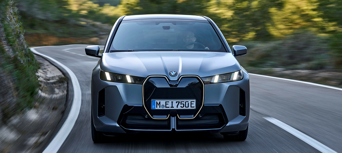 全新BMW iX於動力系統上導入先進的碳化矽逆變器技術,大幅優化電能轉換效率 全新BMW iX於動力系統上導入先進的碳化矽逆變器技術,大幅優化電能轉換效率