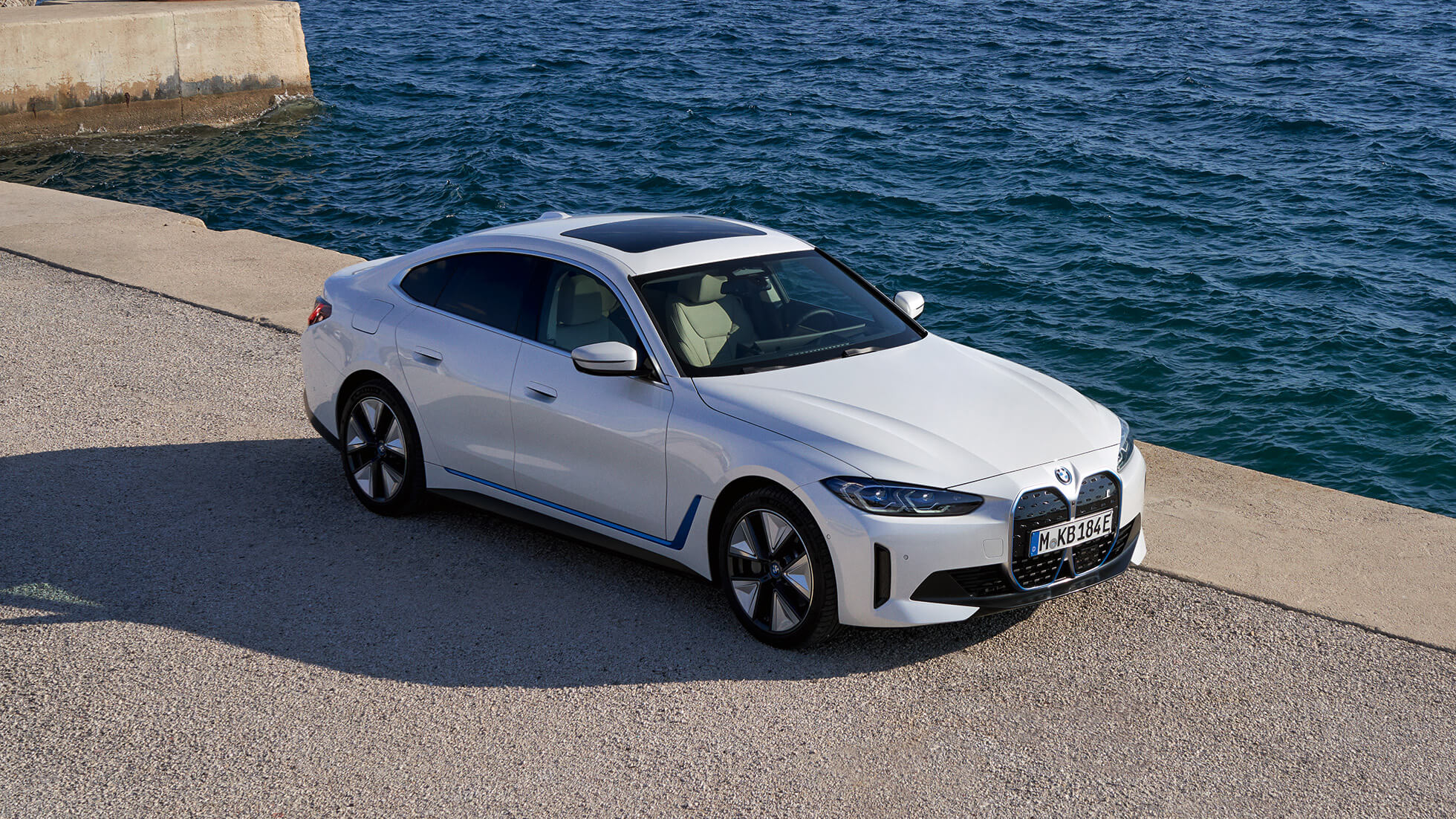 全新BMW i4