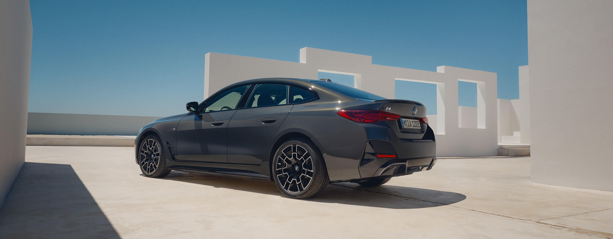 全新BMW i4純電轎跑