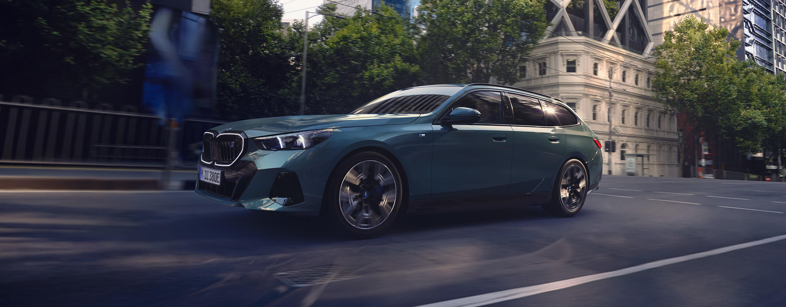全新首創BMW i5 Touring