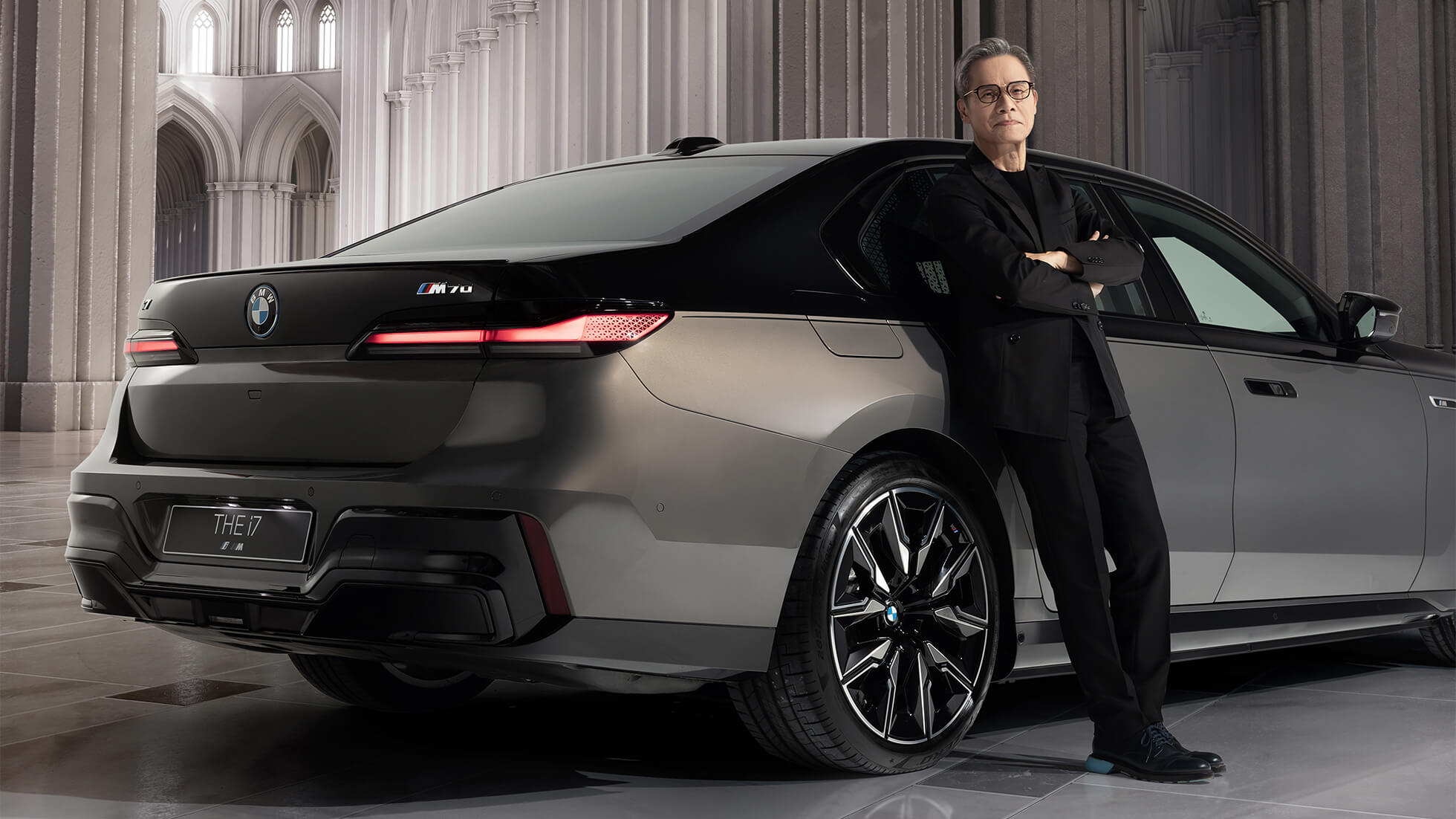 BMW i7 M70 x 羅大佑