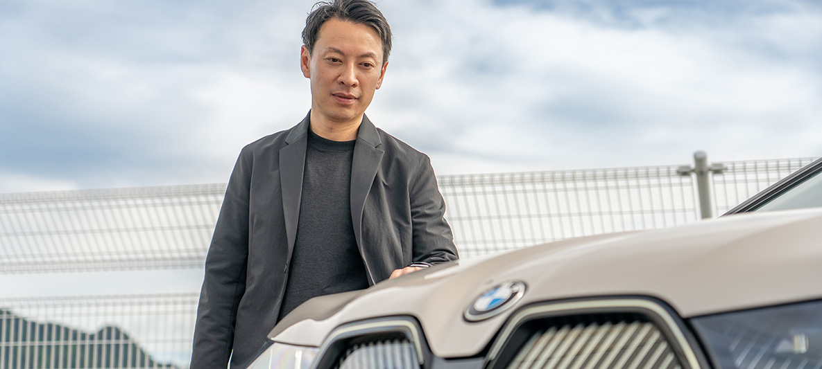 陳鼎文認為,BMW一再透過科技迭代,保留核心價值並推進體驗邊界,同時於所處的豪華汽車領域中維持競爭力,更維持領先地位 陳鼎文認為,BMW一再透過科技迭代,保留核心價值並推進體驗邊界,同時於所處的豪華汽車領域中維持競爭力,更維持領先地位