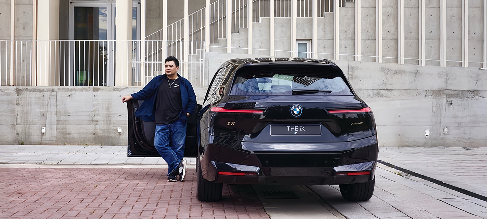 郭哲佑與他的BMW iX xDrive40