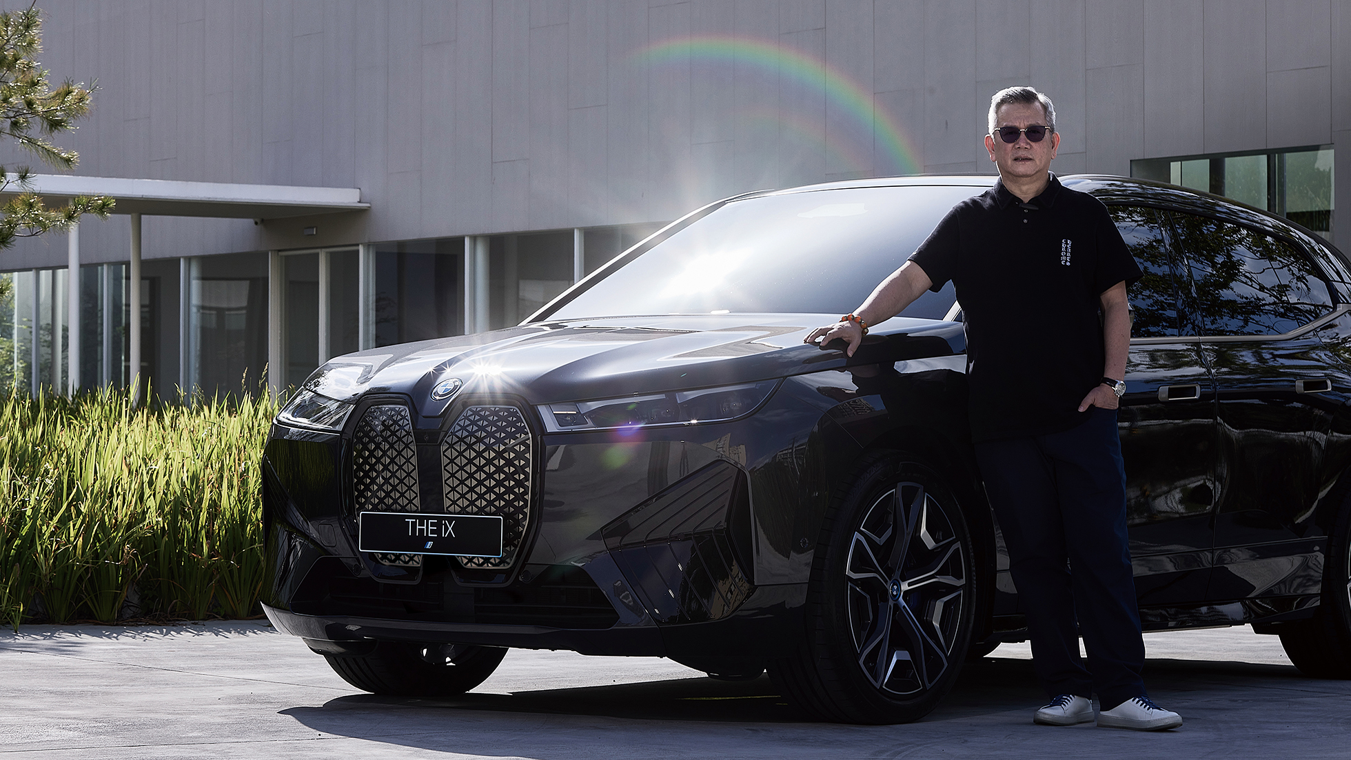 BMW iX x 璞園董事長 李忠恕